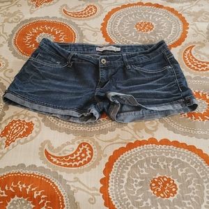 LEVI'S Denim rolled Shorty Short, Size: 11